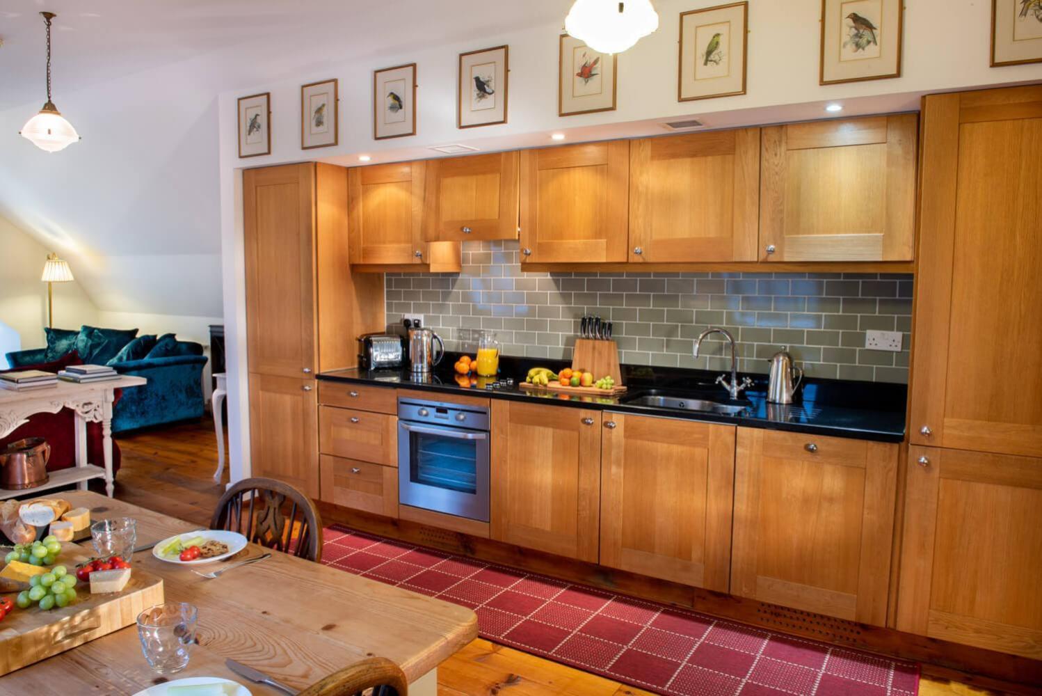 Boys Dormitory Форт Аугустус Екстериор снимка